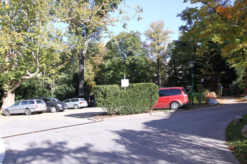 Seminarhotel Springer Schloessl Wien Exteriör bild